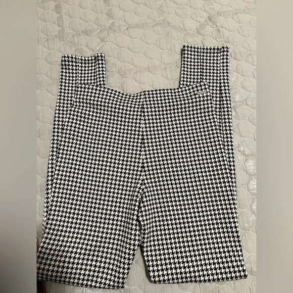 TAHARI~HOUNDSTOOTH~LEGGINGS~SMALL - Picture 1 of 6